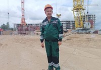 Гордость отрасли и пример для молодежи. Каменщик ОАО «Гродножилстрой» Иван Петровский 36 лет посвятил любимой профессии