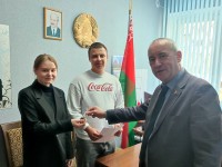 Поздравляем молодоженов с созданием семьи!