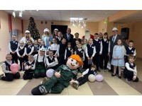 Новогодний праздник для деток с нарушением слуха