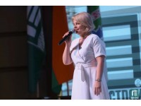 Ирина Луканская поздравила строителей и наградила активисток первичной организации Белорусского союза женщин ОАО «Гродножилстрой»